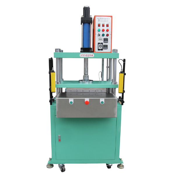 �~�܉���ቺ�C