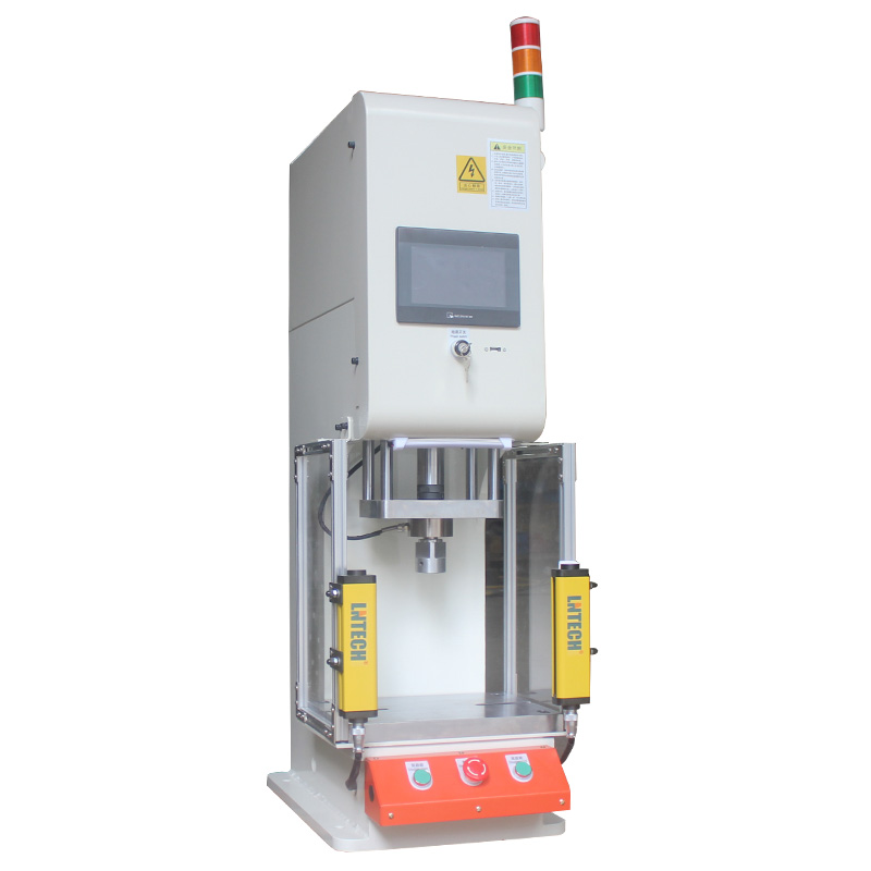 C���ŷ������C��C���ŷ����b�C